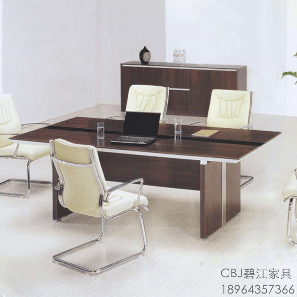 夏天辦公室家具該如何降溫呢？